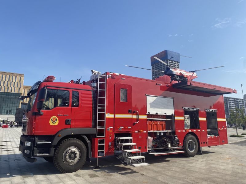 猎鹰消防亮相安阳航空运动节 双会场联动展现无人机应急救援硬实力